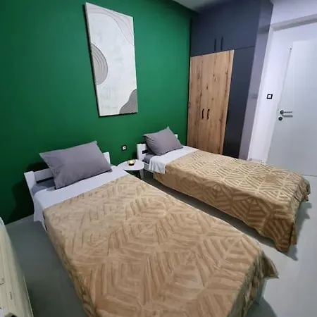 Elite Golden Apartment