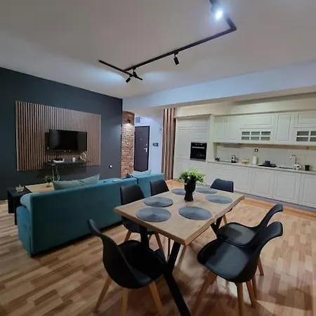 Elite Golden Apartment